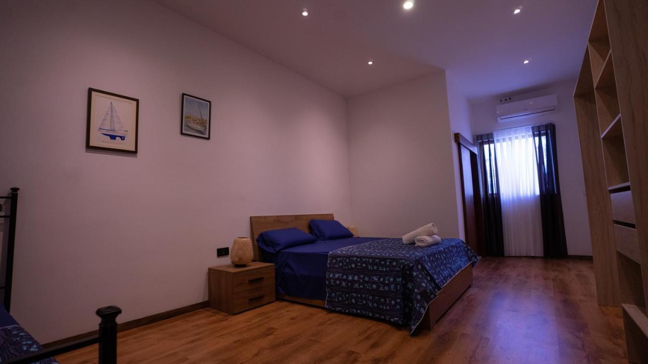 ナダ Solemare Bed & Breakfast エクステリア 写真