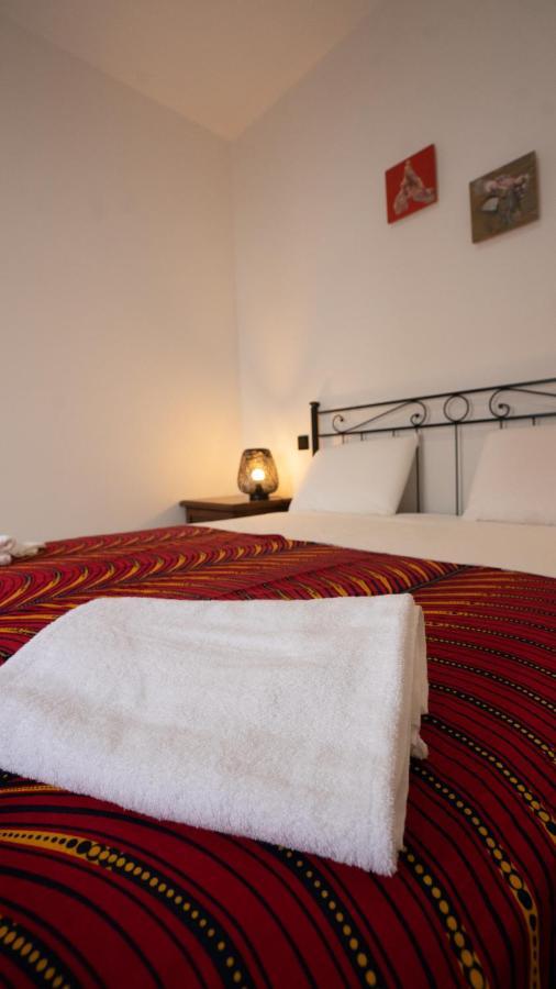 ナダ Solemare Bed & Breakfast エクステリア 写真